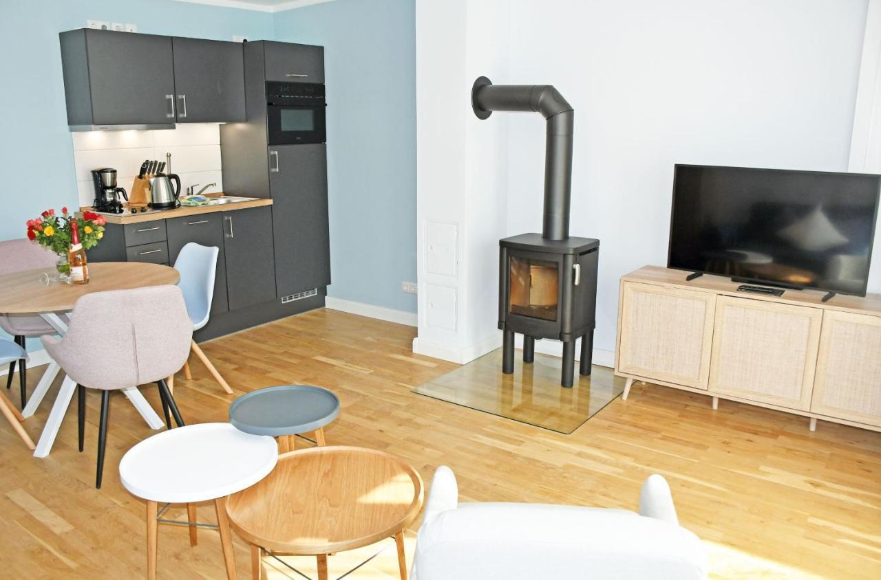 Schoene Ferienwohnungen Mit Kamin Im Ostseebad Sellin Kültér fotó